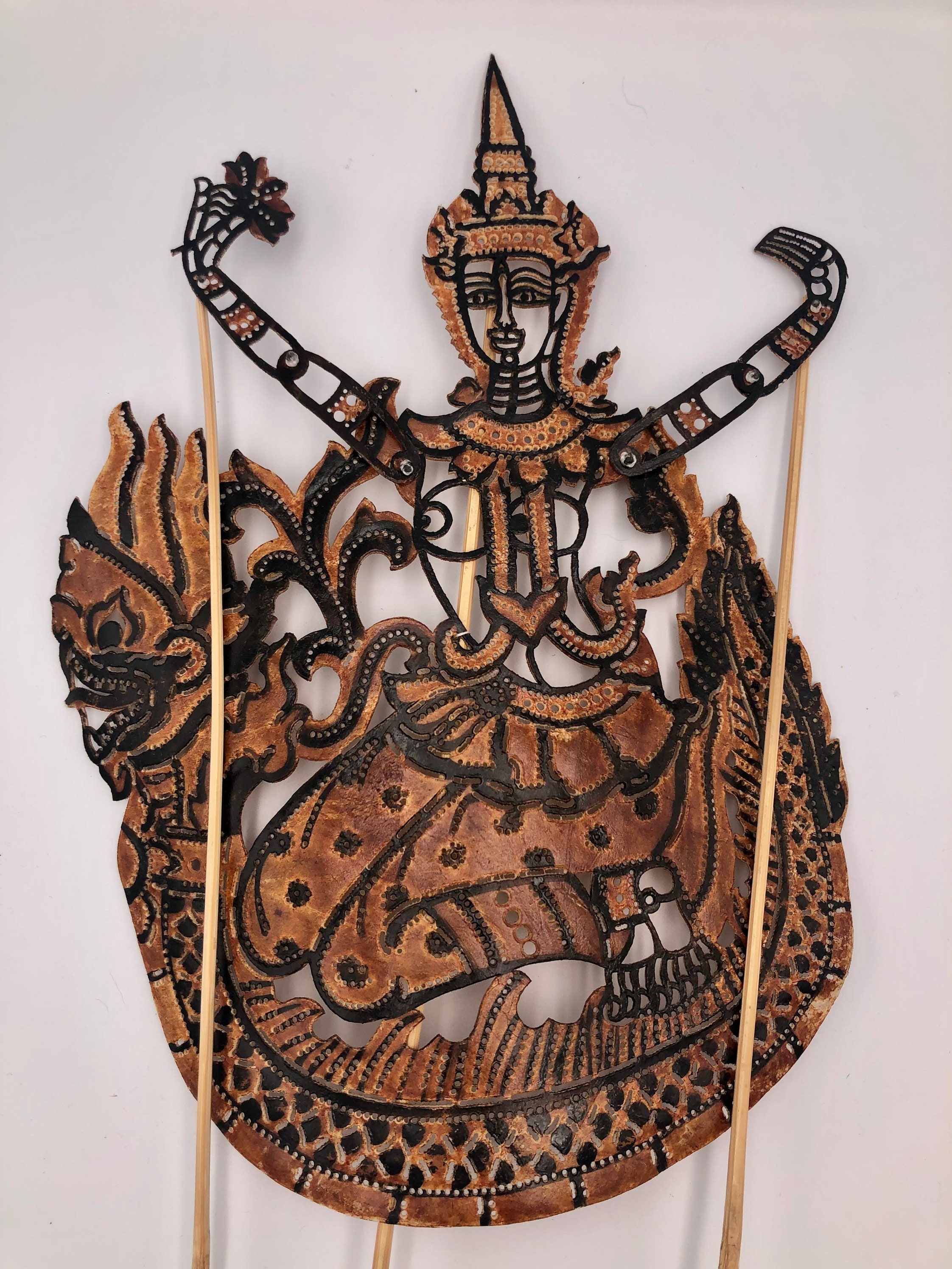 ジャワのインドネシアの影絵人形ワヤン・クリットのヴィンテージ