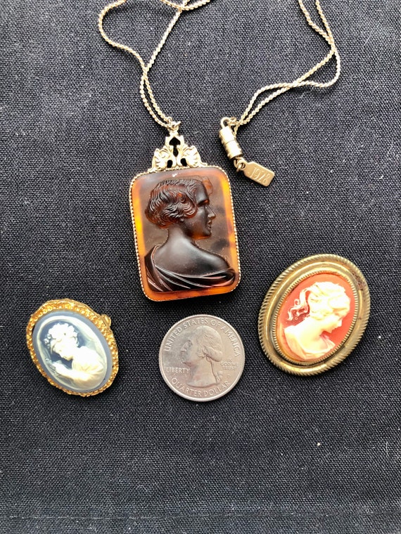 Vintage Set of Cameo Jewelry 3 Pieces 30" Necklac… - image 2