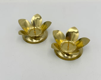 Vintage Pair of Lotus Flower Metal Candle Holders - Lightweight