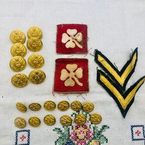 Vintage Lot of Military Regalia WWII 4th Army Patches Private Stripes Waterbury Large and Small Brass Buttons Eagle & Shield