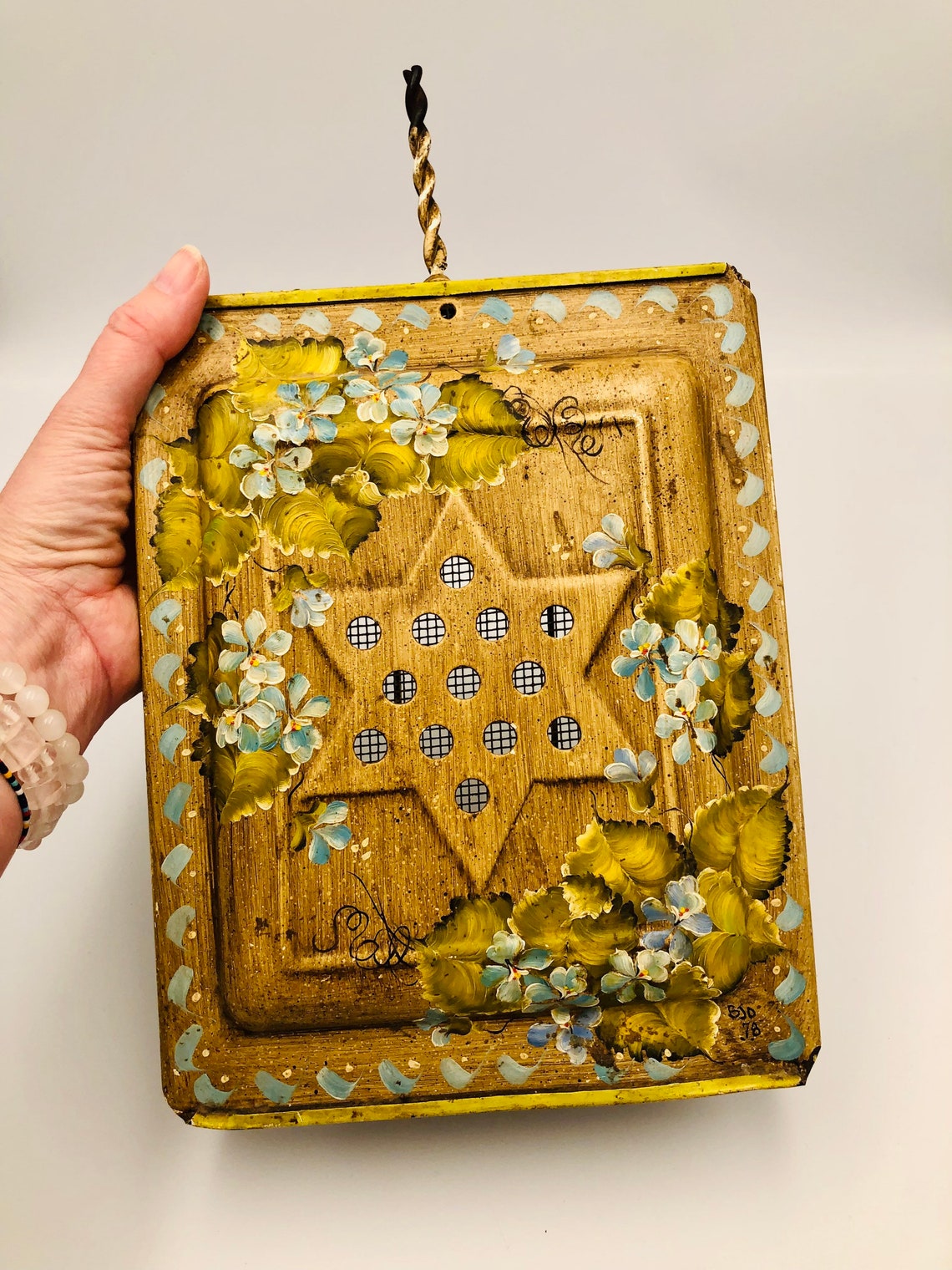 Vintage Upcycled Tole Painted Wire Fireplace Popcorn Popper Etsy