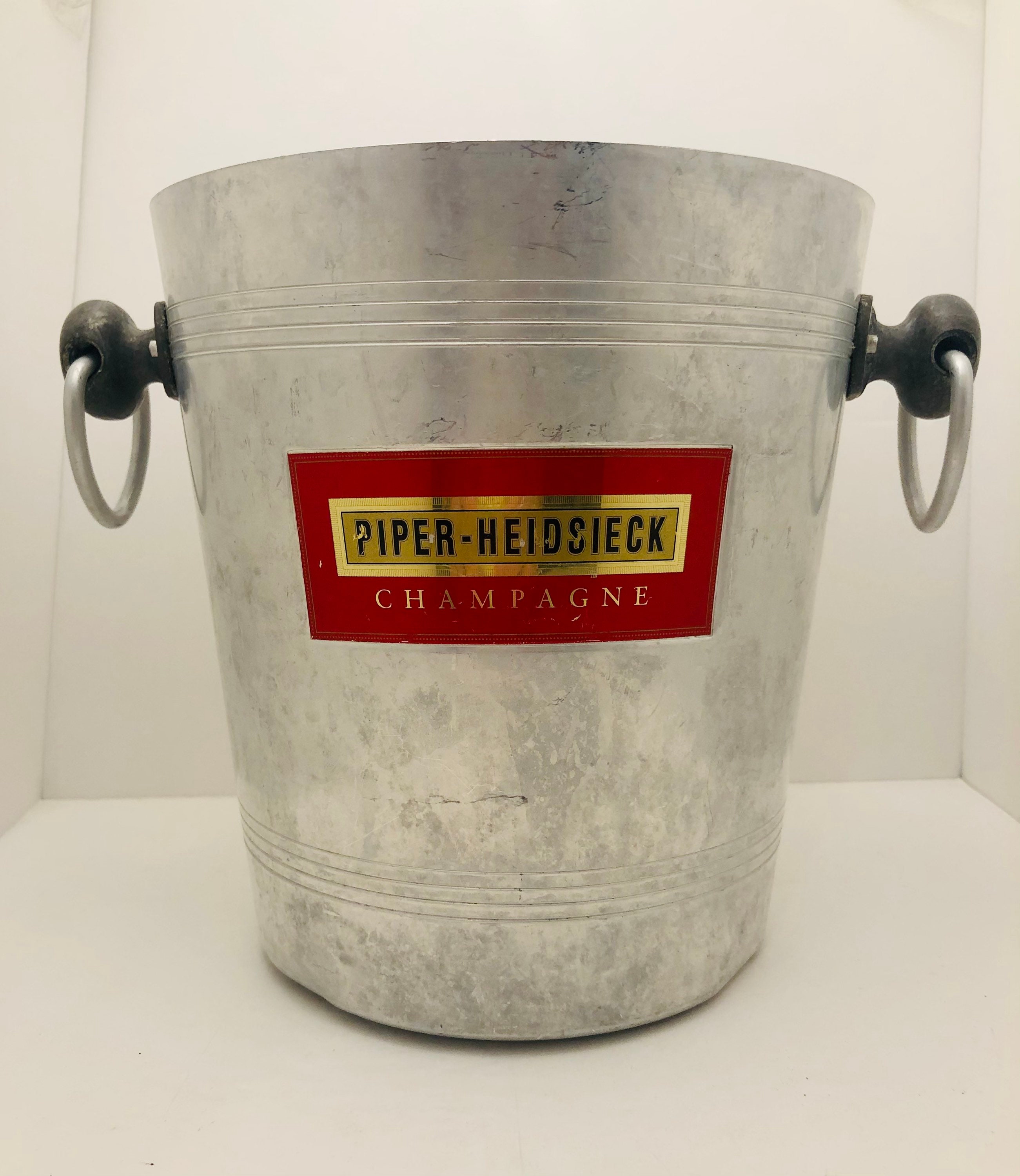 piper champagne bucket