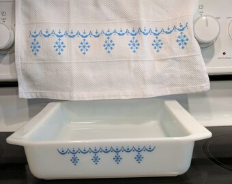 Pyrex Inspired Cross stitch pattern - Snowflake Garland