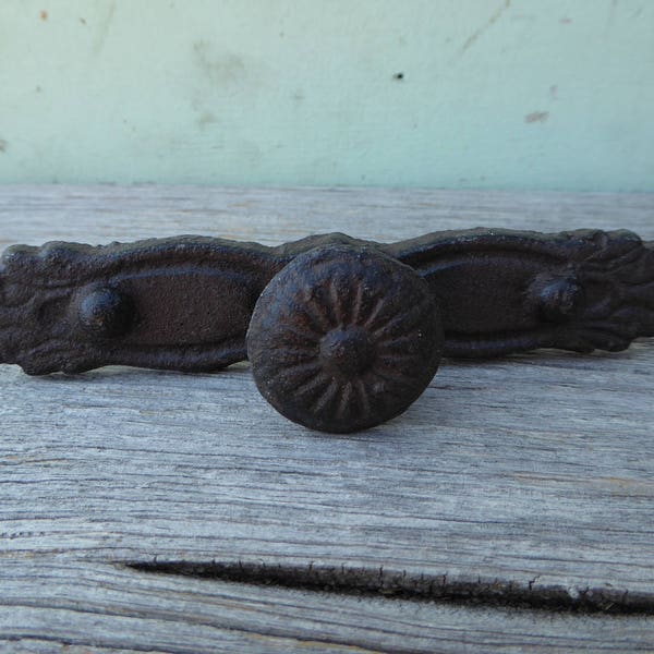 Large Cast Iron Cabinet Pull -  Rustic Cast Iron Handle Knob with back plate - Drawer Pull Farmhouse Decor