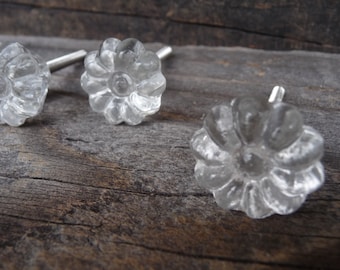 Small Mini Daisy Flower Glass Floral Daisy Pattern Knobs - Flower Drawer Pulls - Crystal Clear Rustic Romantic Country