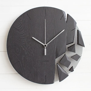 Wall Clock VREME 12 Shattered Modern Art Timepiece Decoration, Made to Order, Oak Wood, Monochrome Grey, Ultimate Christmas Gift image 6