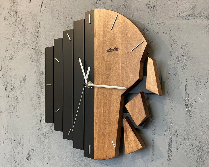 Horloge murale cassée brisée, horloge murale en bois, horloge cadeau pour la maison, horloge à composant inhabituel, horloge en bois, style abstrait, décoration industrielle image 3