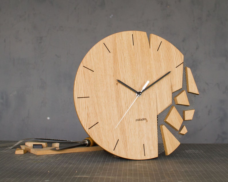 Shattered broken abstract wall clock 12 VREME, Art Timepiece, Timeless Wall Art, Made by hand from Oak, Time Representation, Unique Gift image 2