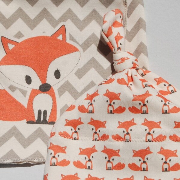 Little Fox Gift Set - Gray Chevron Organic Baby Swaddling Blanket and Knotty hat