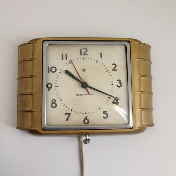 Vintage Seth Thomas Art Deco Electric Wall Clock - Gold