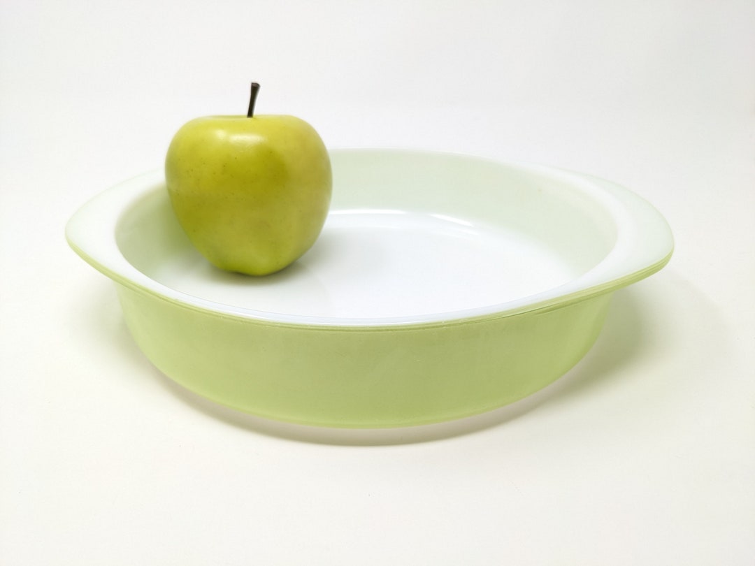 Pyrex Lime Green Vintage Pyrex 221 Cake Pan 8 Etsy