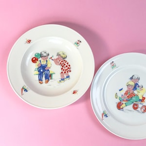 2 pretty vintage children&#39;s plates porcelain