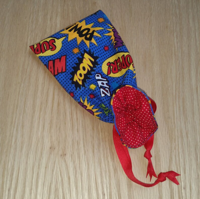 super heros Personnalisé Garçons Fête D/'Anniversaire Papier Cadeau//Faveur Sacs fourre-tout