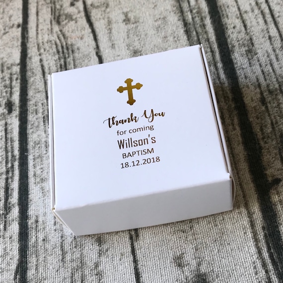 40x White Favour Boxes With Personalised Thank You Tags Baptism Wedding Favours 