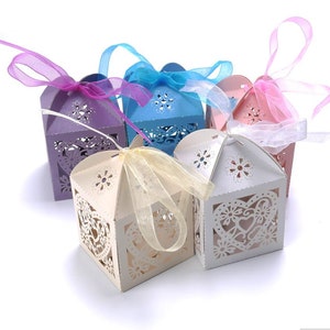 100x Ivoire Or Blanc Love-heart Bomboniere Favor Boxes Laser Cut Favor Box Wedding Party Gift Boxes Kisses Chocolate Candy Macaron Boxes
