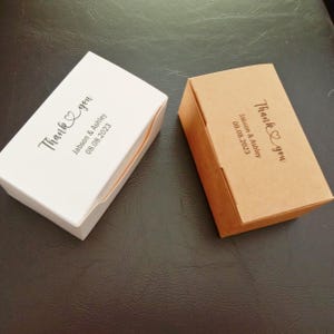 40 kraft- of witte bomboniere-bedankdoosjes met gepersonaliseerde zwarte bedrukking verlovingsfeest huwelijksverjaardag gast geschenkdozen