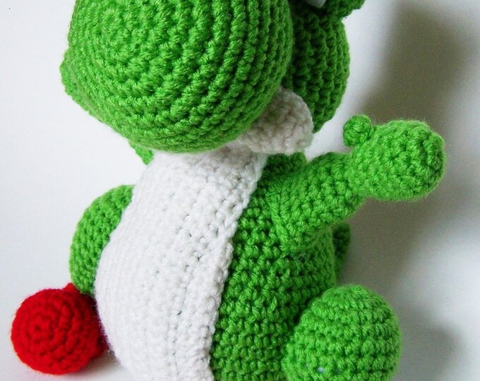Yoshi - Crochet Plush Toy - Nintendo Super Mario - Etsy