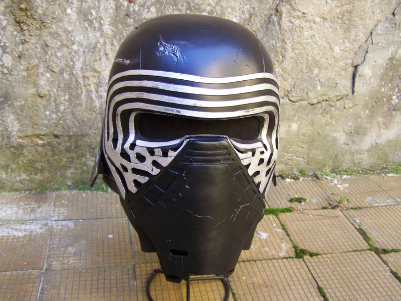 Kylo Ren Helmet size L/XL image 2