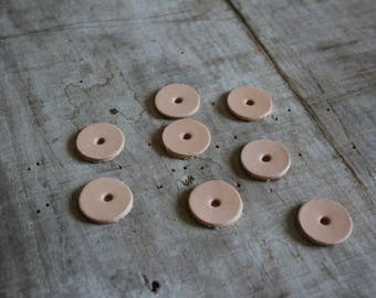 set of 8 eyelet leather tanned color natural 2 cm in diameter