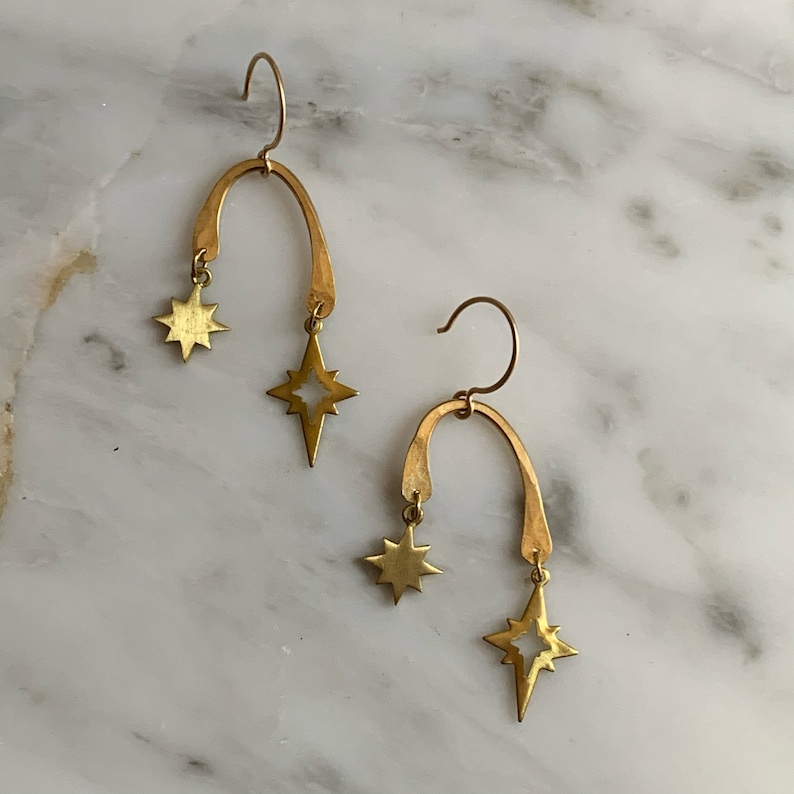 Gold Star Earrings, Asymmetric earrings, Modernist earrings, Celestial jewelry, North Star Jewelry, Galaxy earrings, Modern earrings gold 画像 7