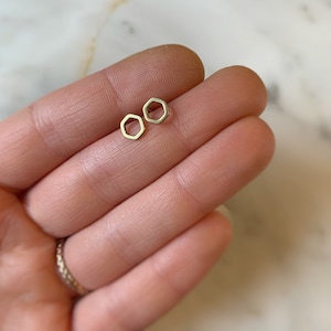 Hexagon Earrings, Geometric Stud Earrings, Flat Stud Earrings, Hexagon Stud Earrings, Polygon Earrings, Minimalist Studs, Hexagon Jewelry