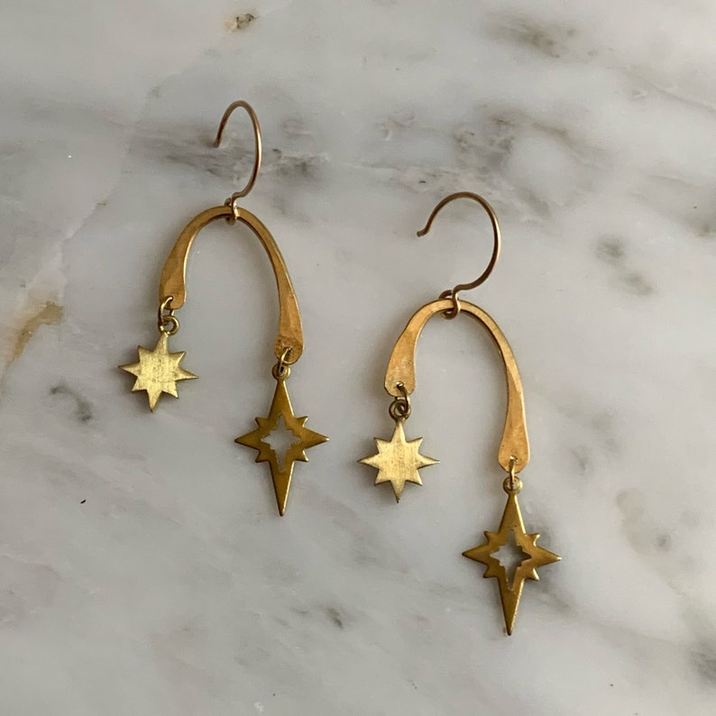 Gold Star Earrings, Asymmetric earrings, Modernist earrings, Celestial jewelry, North Star Jewelry, Galaxy earrings, Modern earrings gold 画像 4