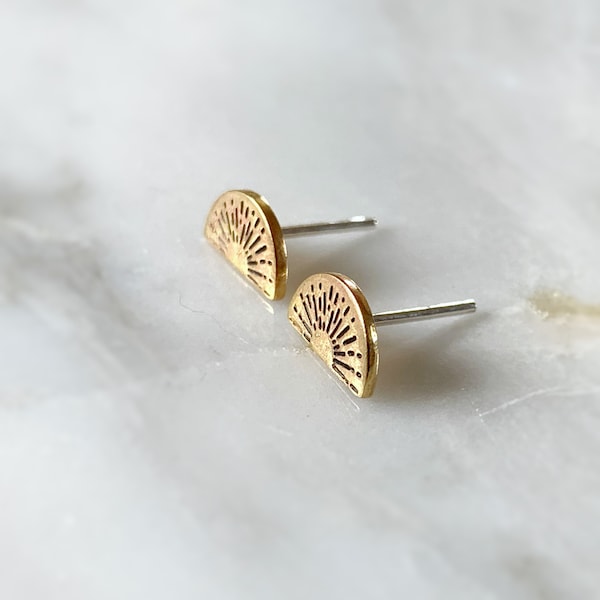 Sun Stud Earrings, Sun Jewelry, Sunburst Earrings, Rising Sun Earrings, Sunburst Jewelry, Half Circle Stud Earrings, Stamped Earring Studs