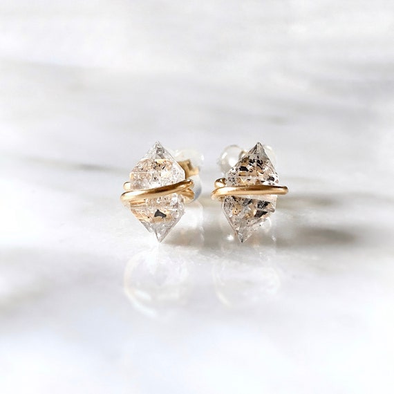 one stone studs