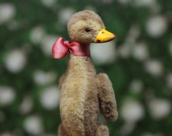 Duck Art stuffed Honey toy Miniature stuffed doll Interior duck Stuffed bird Realistic toy Soft toy Runner duck