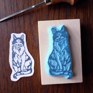 Tampon chat sage - tampon gravé à la main - décorations textiles, papier cadeau, scrapbooking - hand-carved stamp cats