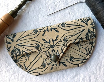 Hand-printed cork leather purse