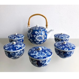 Vtg 1973 JAPANESE IMARI ARITA Porcelain Tea Set With Peons In Orignal Boxes - Mint Condition !