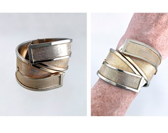 RARE Vtg BARTEK HANDCRAFTED Gold Tone Wrap Cuff Bracelet Clamper Hinged Modernist 1960s 1970s - Excellent Condition !