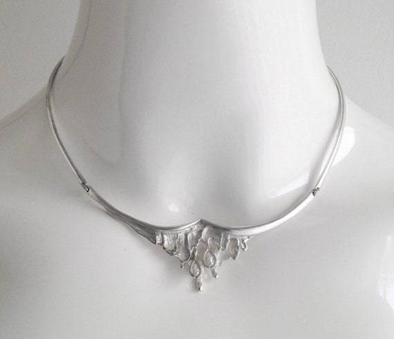 Charizzma Silver Magnetic Necklace