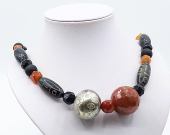 black statement necklace, carnelian statement necklace, agate statement necklace, orange black necklace, black agate necklace