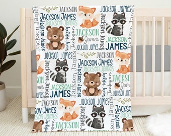 Couverture nom bébé personnalisée animaux de la forêt, cadeau prénom personnalisé nouveau-né garçon, couverture prénom garçon, renard ours raton laveur, emmailloter bébé