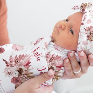 BOHO Pink Floral Swaddle Blanket Knotted Hat Set, Baby Girl Floral Name Swaddle, Floral Boho Infant Headband, Custom Floral Blanket Beanie