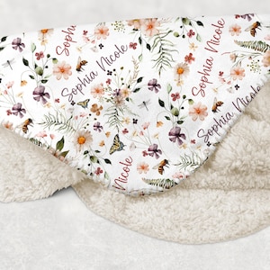 WILDFLOWER BABY BLANKET Personalized Baby Girl Wildflower Blanket, Toddler Girl Wildflower Name Blanket Wild Flower Nursery Baby Shower Gift immagine 3