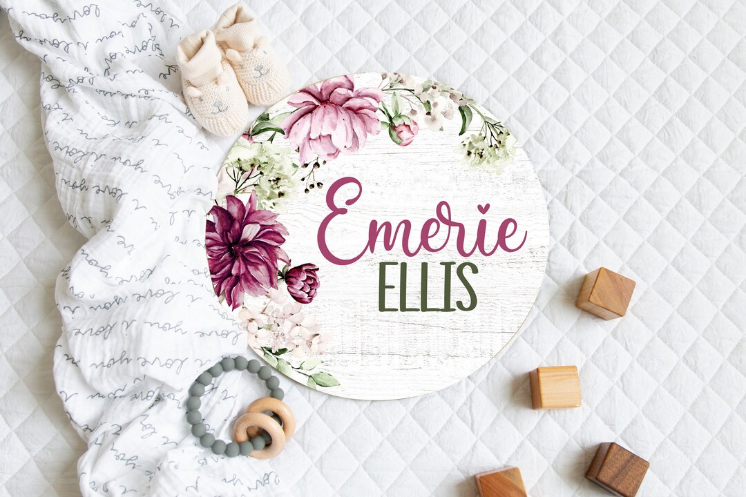 Custom Baby Girl Name Reveal Sign, Round Wood Newborn Nursery Sign