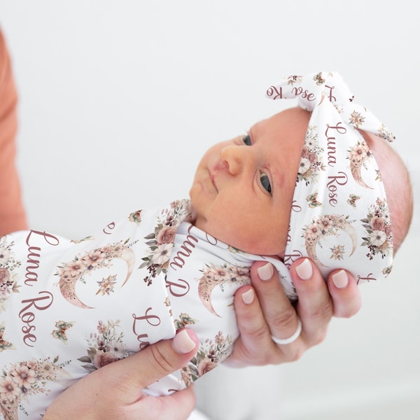 BABY GIRL FLORAL Boho Moon Swaddle Blanket, Custom Baby Swaddle Set, Pink Flowers Moon Baby Blanket, Personalized Boho Floral Newborn Gift