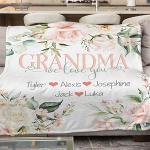 Personalized Mother&#39;s Day Blanket, We Love You Mom Blanket, To Grandma from Kids, Gift for Mom, Gift for Her, Floral Mom Blanket