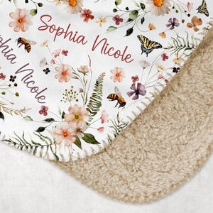 WILDFLOWER BABY BLANKET Personalized Baby Girl Wildflower Blanket, Toddler Girl Wildflower Name Blanket Wild Flower Nursery Baby Shower Gift immagine 4