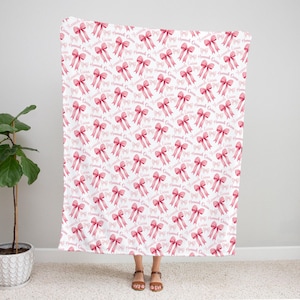 PERSONALIZED COQUETTE BLANKET, Pink Bow Blanket, Personalized Baby Girl Blanket, Pink Baby Blanket, Bow Theme Girl Gift, Bow Name Blanket imagen 6