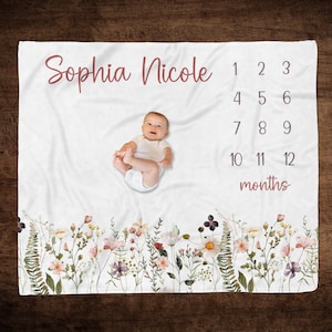WILDFLOWER BABY GIRL Milestone Blanket, Baby Girl Growth Blanket Wildflowers, Personalized Baby Month Blanket, Wildflower Newborn Baby Gift