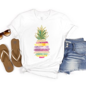 Pineapple Shirt, Shirts for Women, Graphic Tees, Foodie Shirt, Summer Shirt, Cute Pineapple T Shirt, Pineapple Lover, Gift for Her, Gifts