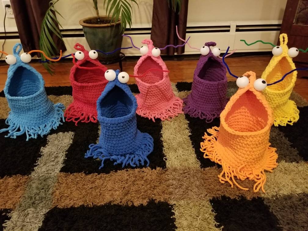 Yip Yip Alien Hanging Baskets