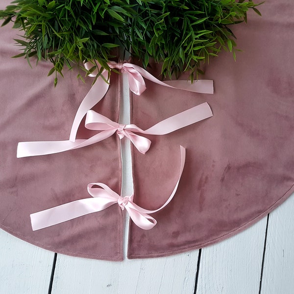 Dusty pink tree skirt,  old pink Christmas tree skirt, Monochrome tree skirt, velvet tree skirt