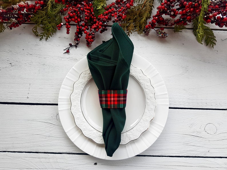 Plaid napkin rings, Christmas napkin rings, napkin ties Red and Green