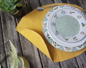 Oval linen place mats, mustard placemats, yellow placemat, mustard yellow table linen, oker mats