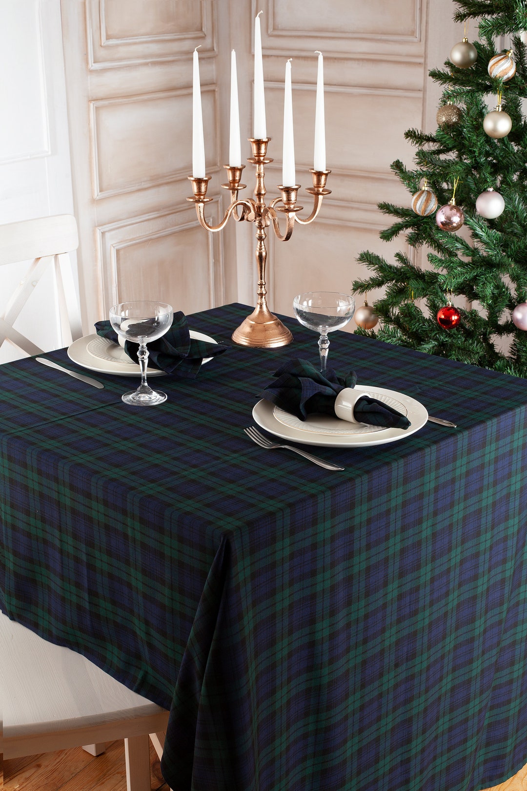 Caldwell Crest Tablecloth - Black Style main image 1
